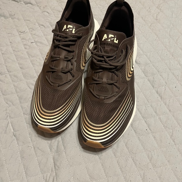 APL Streamline -M - Picture 3 of 4